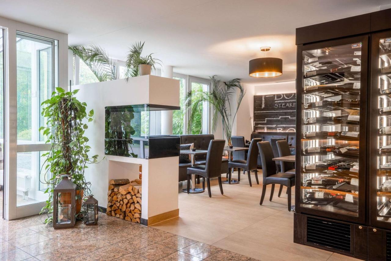 [M]Eat & Stay Hotel Haar  Eksteriør bilde